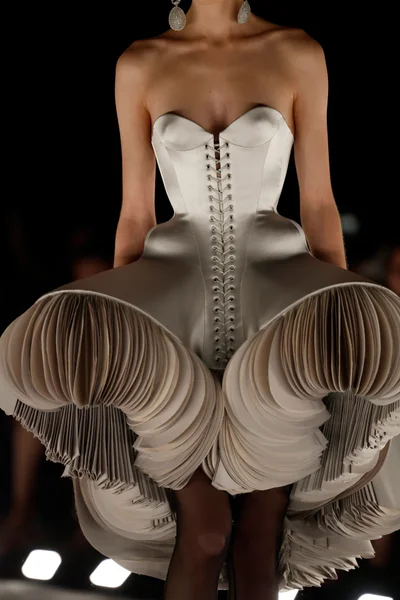 Look 69